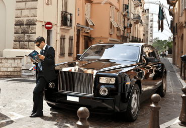 how-to-become-rolls-royce-chauffeur